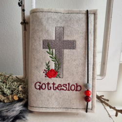 Stickdatei -  Kreuz Blumenranke